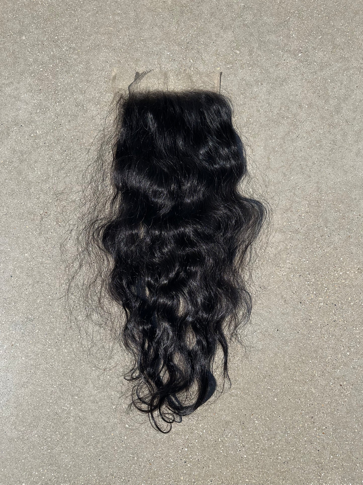 Slight Wavy Closure